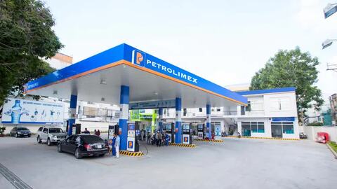 Petrolimex chủ động giảm giá xăng dầu 300 đồng/lít,kg để chia sẻ áp lực chi phí với người dân và doanh nghiệp